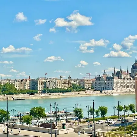 23ppl Lux Danube 180 Degree View, Ac In 7br 6ba