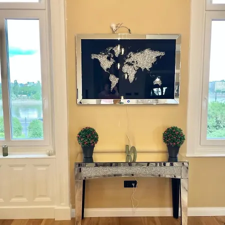 Apartment 23ppl Lux Danube 180 Degree View, Ac In 7br 6ba