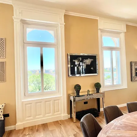 شقة 18ppl Unique Danube & Parliament View, Ac, 7br 6ba