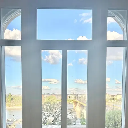 18ppl Unique Danube & Parliament View, Ac, 7br 6ba شقة