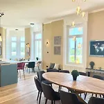 18ppl Unique Danube & Parliament View, Ac, 7br 6ba