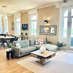 18ppl Unique Danube & Parliament View, Ac, 7br 6ba