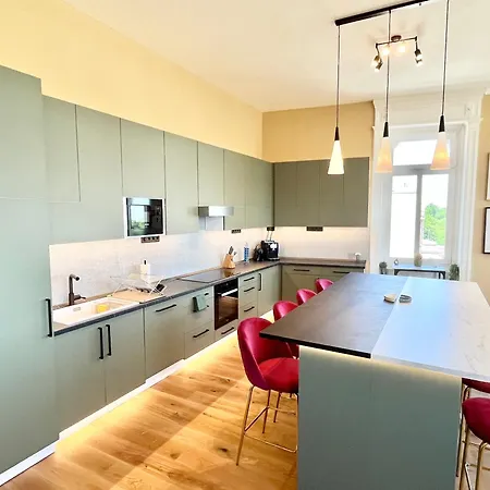 18ppl Unique Danube & Parliament View, Ac, 7br 6ba Lägenhet *