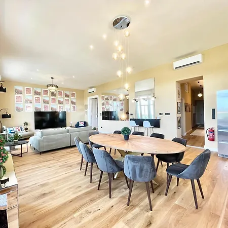 Apartmán 18ppl Unique Danube & Parliament View, Ac, 7br 6ba Budapešť
