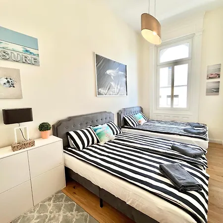 18ppl Unique Danube & Parliament View, Ac, 7br 6ba Lejlighed *