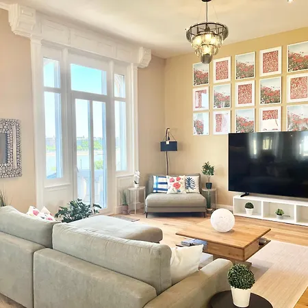 Lejlighed 18ppl Unique Danube & Parliament View, Ac, 7br 6ba *