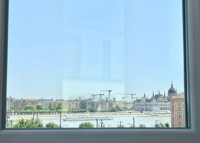 Апартаменты 18ppl Unique Danube & Parliament View, Ac, 7br 6ba