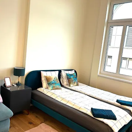 23ppl Lux Danube 180 Degree View, Ac In 7br 6ba