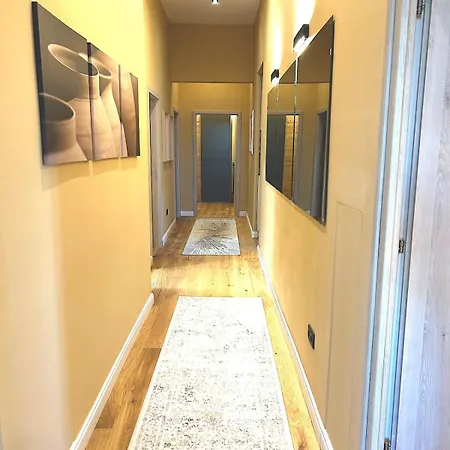 23ppl Lux Danube 180 Degree View, Ac In 7br 6ba 公寓 *