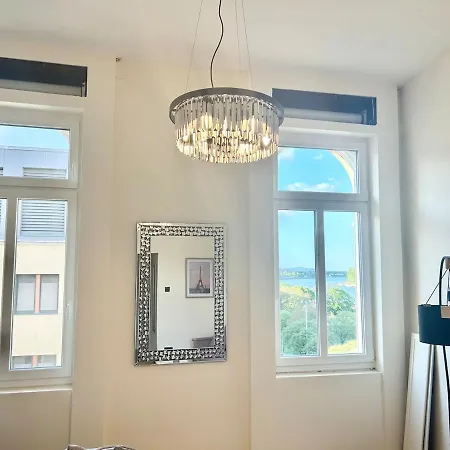 23ppl Lux Danube 180 Degree View, Ac In 7br 6ba *